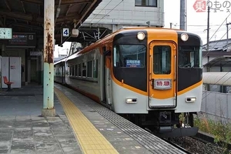 「ドア開けたらすぐ座席」だった！ 残りわずか1本 桜の名所へ向かう近鉄特急の古参が絶滅寸前