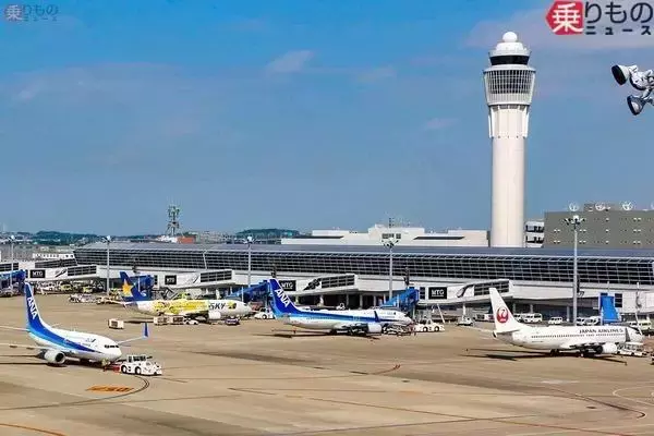 「えっ、胴体折れた!?」 中部空港に出現「世界に4機の激レア巨大怪鳥」のスゴい一面 超異様な光景の理由とは