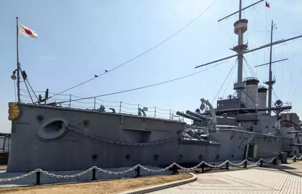 ダンスホールや水族館になった栄光の戦艦!? 日露戦争を勝利に導いた「三笠」はいかに記念艦として生き残ったのか
