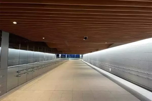 新宿西口、青梅街道下の「タイムズアベニュー」140mが完成 残すはハルク前まで