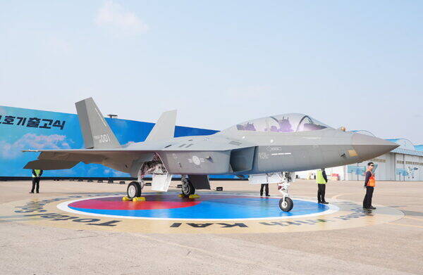現地生産まで放棄!?「KF-21」戦闘機を巡るインドネシアの“露骨な計算” 実績作りたい韓国との綱引き 勝者は？