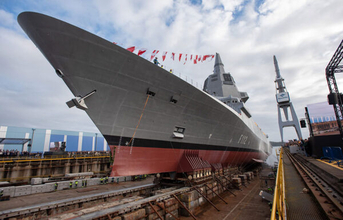 実は「日本の新型イージス艦」とお揃いの部分も？ スペイン最新フリゲートの進水式映像が公開！