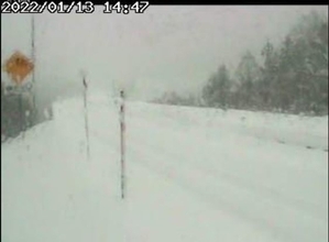 日本海側や岐阜・長野など大雪 通行止めも NEXCO出控え呼びかけ