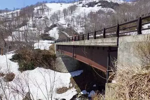 国道の「橋」がない…!! 県が流失を確認 隣の橋も3年前に消滅 過酷な環境に復旧追いつかず