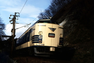 国鉄特急「青い鳥」さよなら運転!? JR西日本の“粋なツイート”に大反響