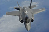 「アメリカ「F-35戦闘機の半数が動きません」その原因は？ 日本も他人事と言えないワケ」の画像1