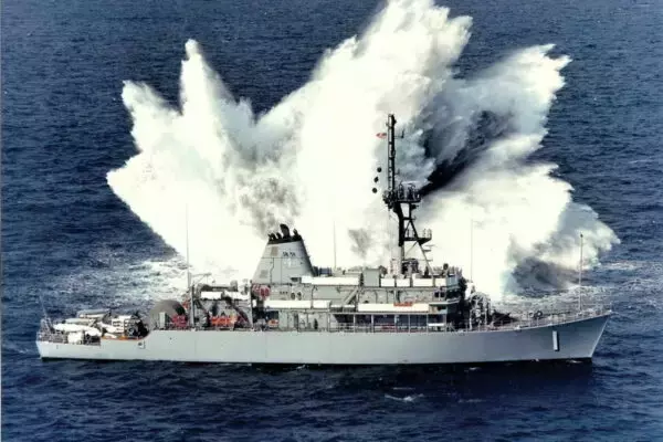 最新「無人システム」が使い物にならない!? 米軍の掃海部隊がボロボロな理由 機雷処理で“世界屈指の海自”に白羽の矢が立つ日
