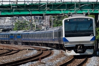 そのデビューは「結構な衝撃だった」「新幹線よりも楽」 “便利だと思う直通運転”で反響多数！ 首都圏の鉄道をガラッと変えた？