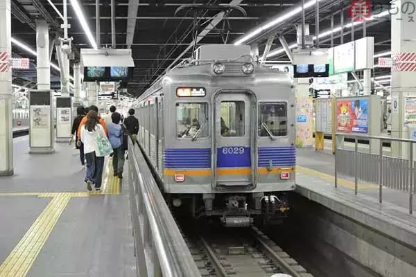まだ現役！ 「驚異の長寿」を誇る南海“古豪”電車は不死身なのか？ 日本初「20m級ステンレス車」の現在地