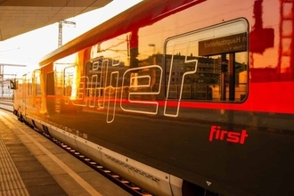 「夜行列車はオワコン、全廃だ」→「わが国が引き継ぐ！」 10年で見事“復権”させた立役者に聞く“イマっぽい”成功の秘訣