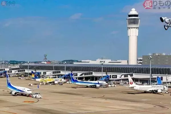 中部空港に「巨大な珍客」現る！ ”ギネス級のデカさ”を持つ姿に「いつ来たの!?」と一部で話題に 空港公式は「デカイあいつ」と紹介