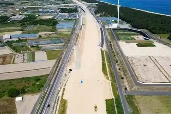 ここができれば「約200km」つながる！ 「山陰道“県内最後の区間”」が進捗 下道の上下線パックリ分離！ 開通へはずみ