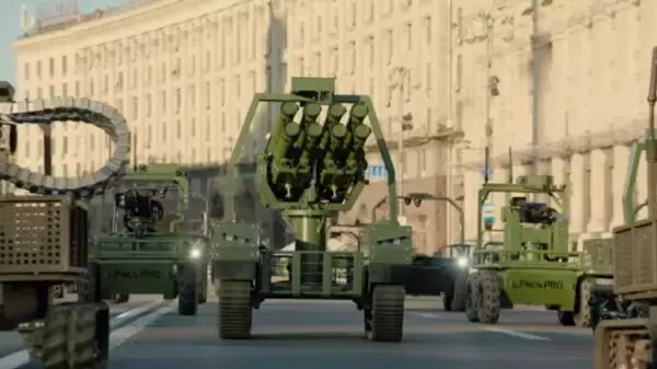 世界初「ロボットだけの軍事パレード！」独立記念日でウクライナが披露 「敵の艦隊は今やスクラップ」と大統領