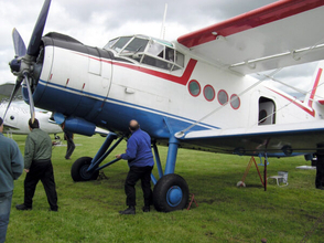 「世界的ベストセラー軍用機」がまさかの進化！ レトロ機にハイテク融合で生まれた「悪魔の兵器」とは？