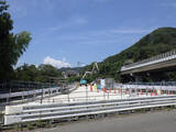 「中央道の改良工事でいよいよ“下道が激変”へ!? 相模湖の「クネクネ国道ショートカット路」完成 8月に現道付け替え」の画像1