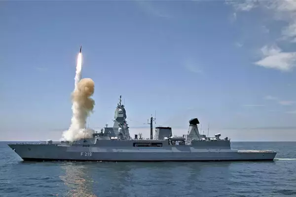 精確で迅速!? ついに独艦も最新鋭の防空兵器“レーザー”装備へ!! 遠い未来の話ではなく 数年後の予定？