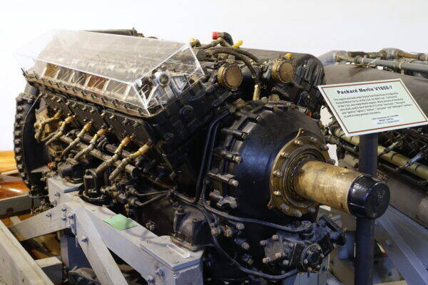 “心臓”を変えただけで!?「凡作」から「ＷＷ２最優秀」へ 高性能戦闘機が象徴した航空大国の意地