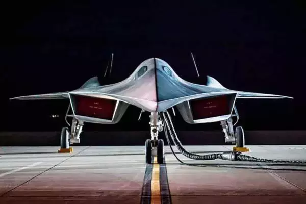『トップガン』の“漆黒の実験機”制作元が画像公開 中国諜報機関も「本物」と勘違いした当時の本気度明かす