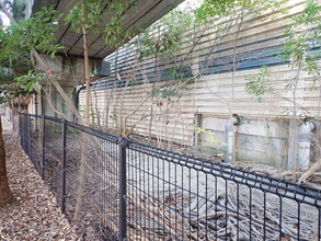 「おい信じられるか？ ここ全部“海”だったんだぜ…？」 高速道路の“ナゾの橋”の下で“遺構”を発見！ 周りは千葉の住宅街!?