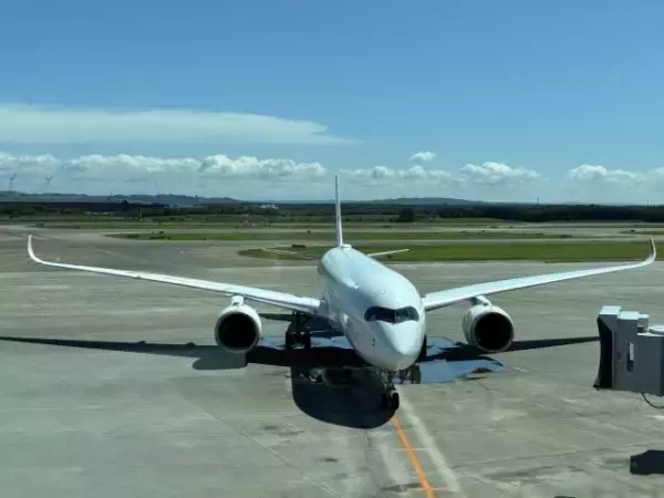 「ボーイングvsエアバス！ 乗ればわかる「787」と「A350」最新鋭機“おもてなし対決”軍配はどっち!?」の画像