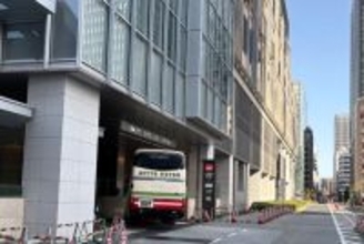 東京駅前に出現「“双子型”高速バスターミナル」の課題 迷わず来れる？ 大きく離れた「地下A／B」名づけ方はほかに無かったの!?