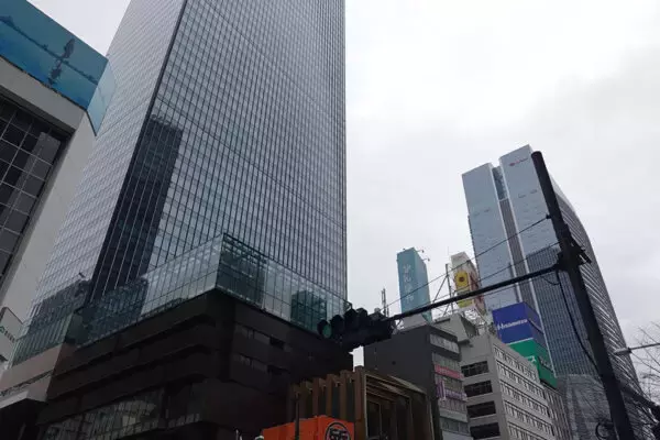 「東京駅前に出現「“双子型”高速バスターミナル」の課題 迷わず来れる？ 大きく離れた「地下A／B」名づけ方はほかに無かったの!?」の画像