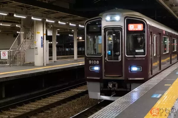 「阪急の「極狭ホーム」ついにホームドア爆誕！ 「超狭いホーム」阪急春日野道駅  深夜の設置工事に密着 新改札口も公開「新改札口」も公開」の画像