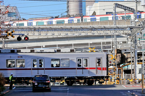 東京の北東「世界第6位のターミナル駅」が激変へ！ 激セマ駅前の再開発が認可 高さ100m超タワーが駅直結に