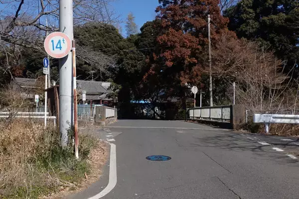 「いずれ首都高が貫く？ 埼玉のど真ん中に残る“田んぼの迷宮” 抜け道利用が「オススメできない」その理由」の画像