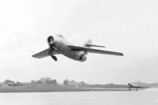 「鉄道×戦闘機エンジン＝最強！」スピード以外の用途とは 米ソが実用化 日本も試作!?