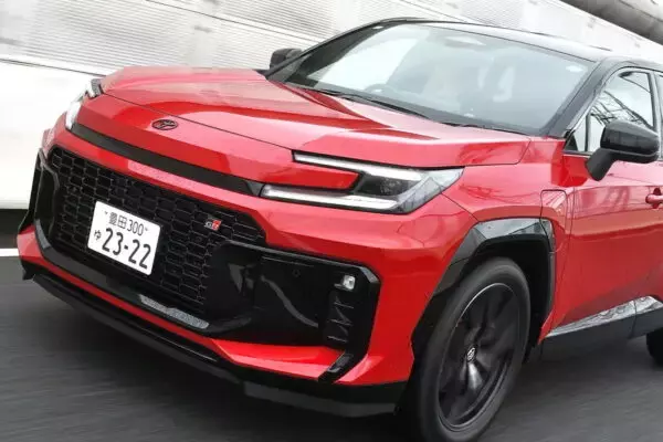 年間100万台売れる“トヨタの絶対的エース”をどこまで“変えた”のか？ 新型「RAV4」気になる点も
