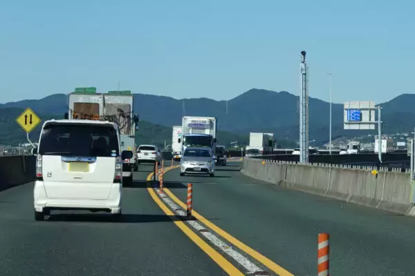 道路ばかり造っても「渋滞は減らない」＝世界の常識？ 日本で浸透しない“あの手この手を駆使する”もう一つの方法とは？