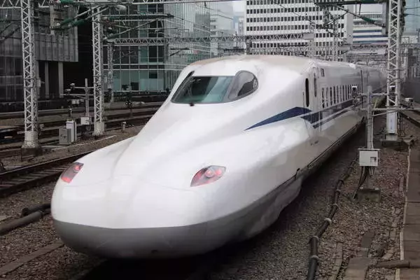 東海道新幹線の超豪華座席「スプリームクラス」価格は飛行機ファーストクラス並み!? グリーン車の数倍 見えてくる“お得な乗り方”
