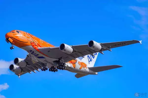 ANA巨大機A380「オレンジウミガメ」の3号機、3か月ぶりに空へ 乗客ゼロで30分飛行…なぜ？