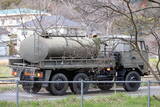 「軽トラが “戦車” を追い越すのが日常!? 九州の公道「戦車道」がド迫力だった！ 全国ここだけの奇景とは？」の画像2