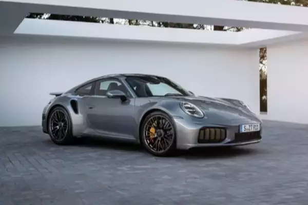 ポルシェが「利益99％減」の緊急事態！ 1700億円赤字 起死回生のカギは“EV戦略見直し”か