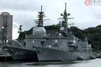 老眼じゃない！ 護衛艦の番号が見えにくくなったワケ でもハッキリ描かれた自衛艦も その違いとは？