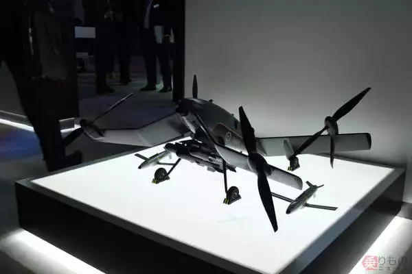 「「機体が起立！…離陸!!」驚愕コンセプトの航空機、その最新状況は？ 見た目“虫”、動きは“犬”!?」の画像