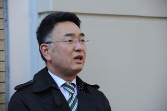 「すべて“バイク”です！」 ペダル付バイク“100人取り締まり”で見た実態 事情を問われた外国人は祈りはじめた… あきらかに厳しくなってる！