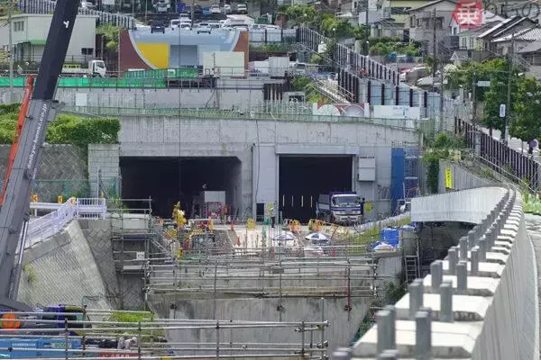 現場みてきた「横浜の圏央道」結局いつ開通できそう？ トンネルほぼ完成で施工加速！ 住宅街の“地下だけ”激変!?