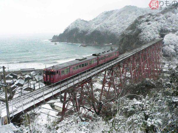 昭和の乗り鉄を襲った「食料難」のリアル 駅そばが主食、駅弁は贅沢品？ コンビニがなかった時代の飢餓旅