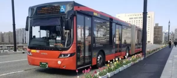 新潟の連節バスがついに「延伸」 駅の南側へ“乗客アリ”で乗り入れ開始 まずは平日1本