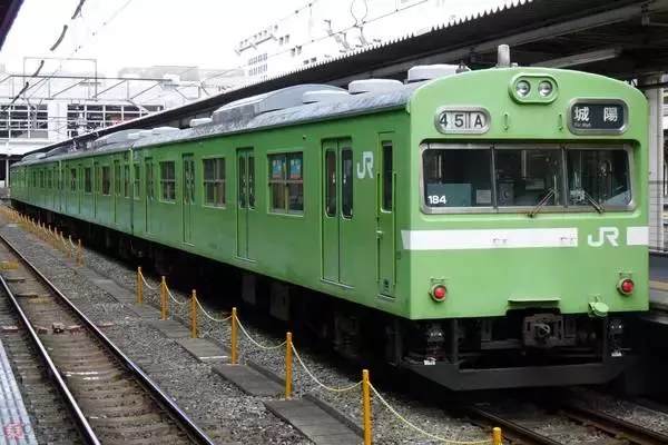 「JR奈良線、2月26日深夜帯に一部運休 複線化に伴う線路切替工事で」の画像