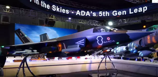 未来の「ステルス戦闘機」エンジンを共同開発へ!? ロールスロイスとインドの大手財閥と連携を模索