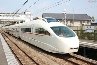 白いロマンスカー「VSE」はなぜ生まれたか 17年で活躍に幕 伝統の赤からの転換点を探る