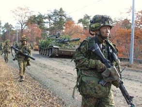戦車の乗員「少ない方がいい」は嘘だった？ “謎の4人目席”が最新型に出現 元将校が明かす省人化の罠