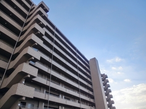 自社ブランド「ＱＡＳ（クオス）」シリーズを展開していたマンションデベロッパー（株）ビッグヴァン（横浜市）が破産