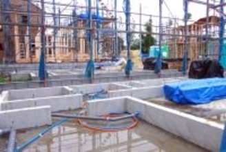 店舗開発工事の（株）占部組（福岡県）が事業停止、破産申請へ