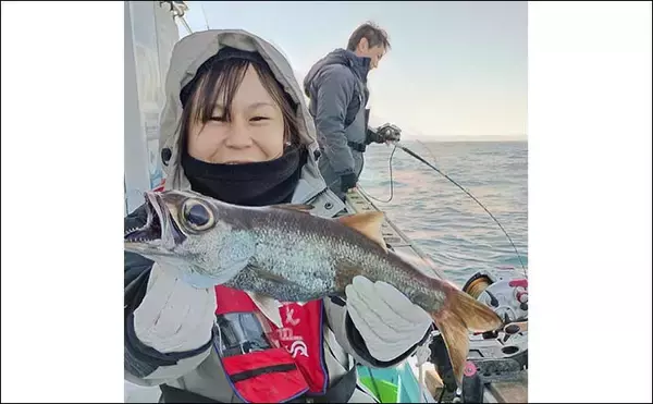 「ライト深場釣りでクロムツ連発＆キンメダブルヒット！【相模湾】逆テーパー仕掛けが活躍」の画像