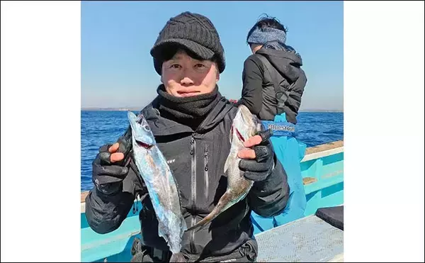 「ライト深場釣りでクロムツ連発＆キンメダブルヒット！【相模湾】逆テーパー仕掛けが活躍」の画像